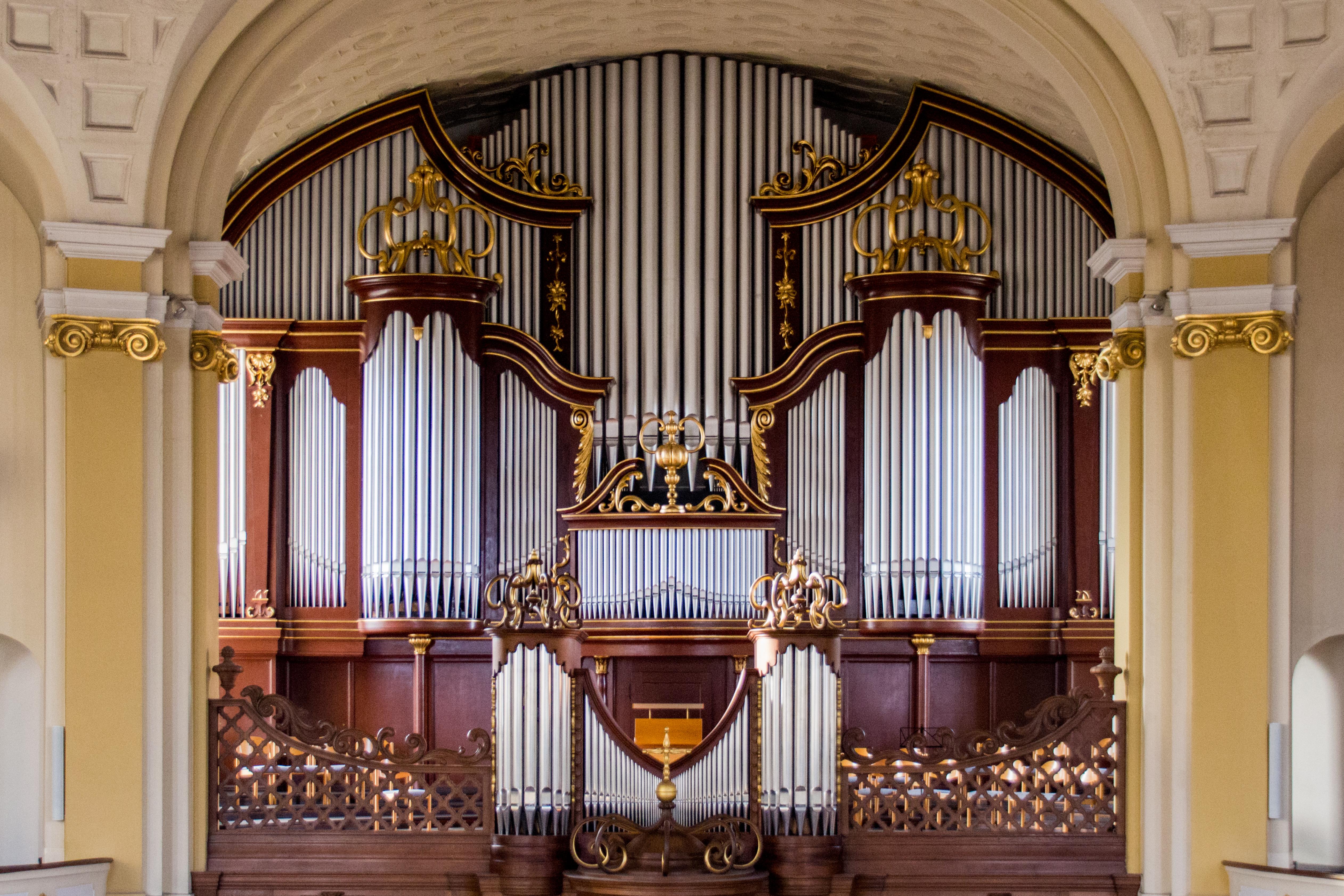 Die Orgel der Vershnungskirche